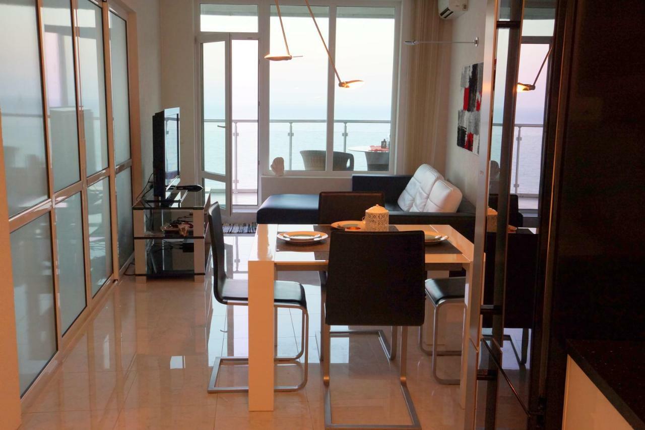 Silver Beach Delux Apartments Byala  Bagian luar foto