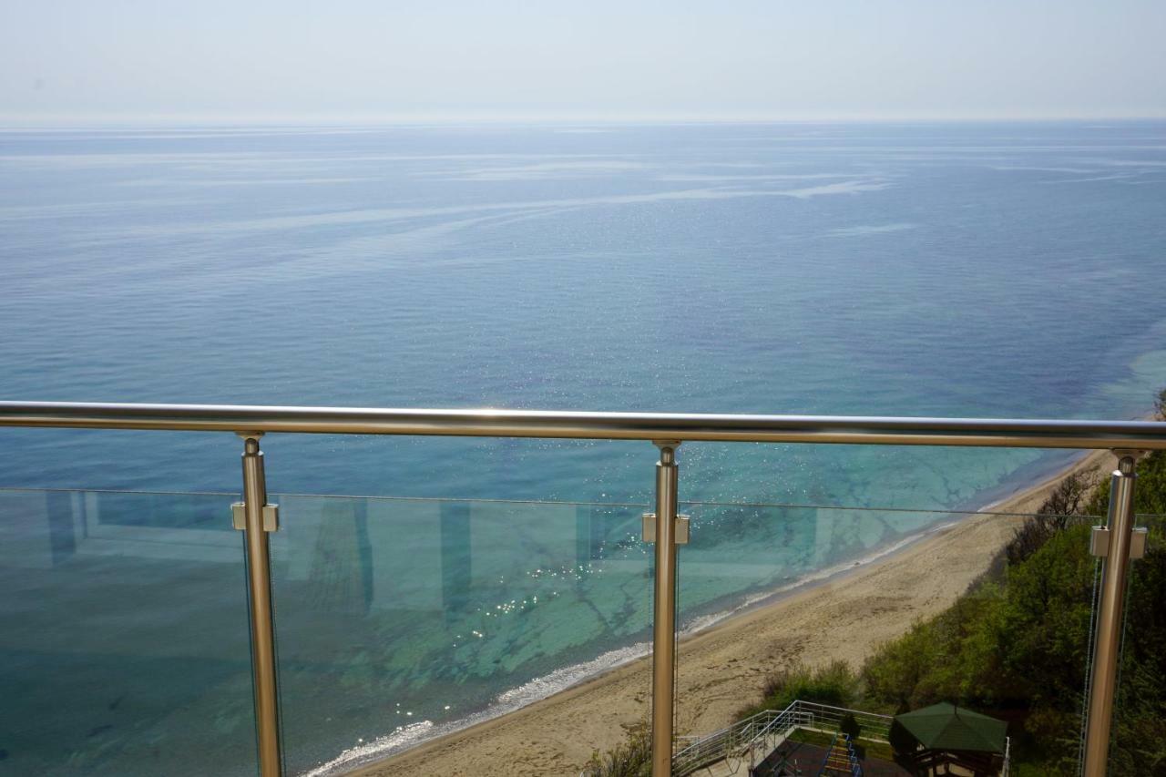 Silver Beach Delux Apartments Byala  Bagian luar foto