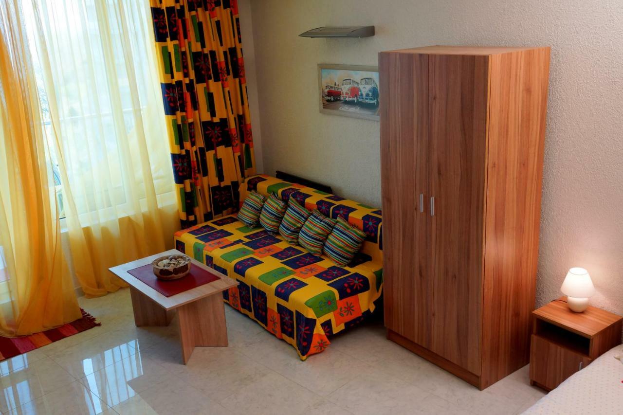 Silver Beach Delux Apartments Byala  Bagian luar foto