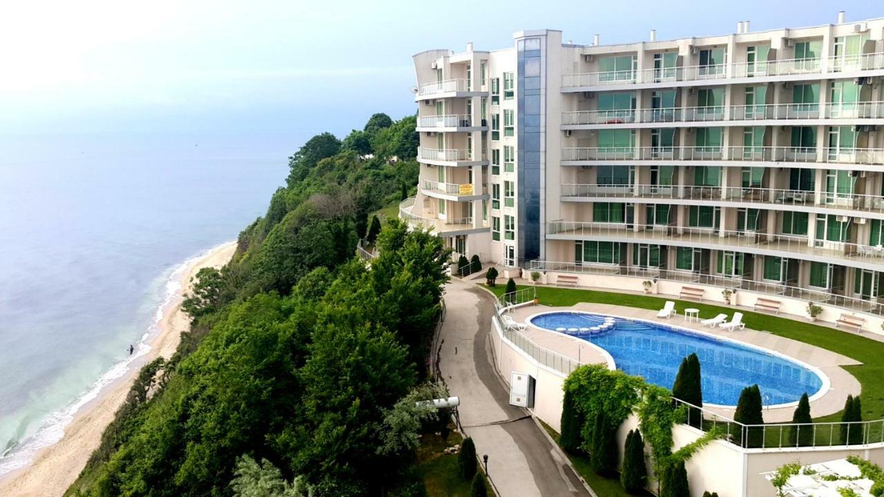 Silver Beach Delux Apartments Byala  Bagian luar foto