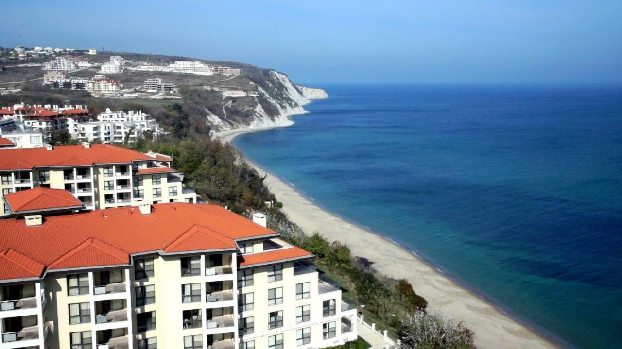 Silver Beach Delux Apartments Byala  Bagian luar foto
