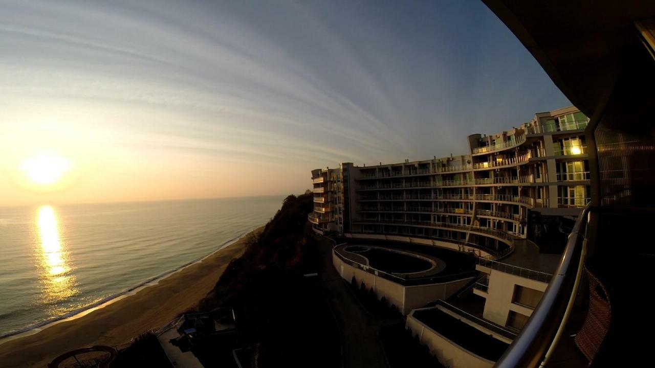 Silver Beach Delux Apartments Byala  Bagian luar foto